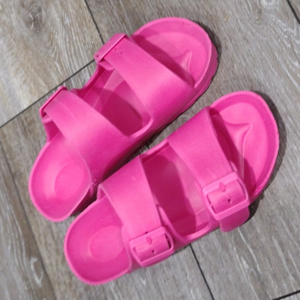 Ashko pink Croc like Birkenstock like womens slides. Size 9 - 10